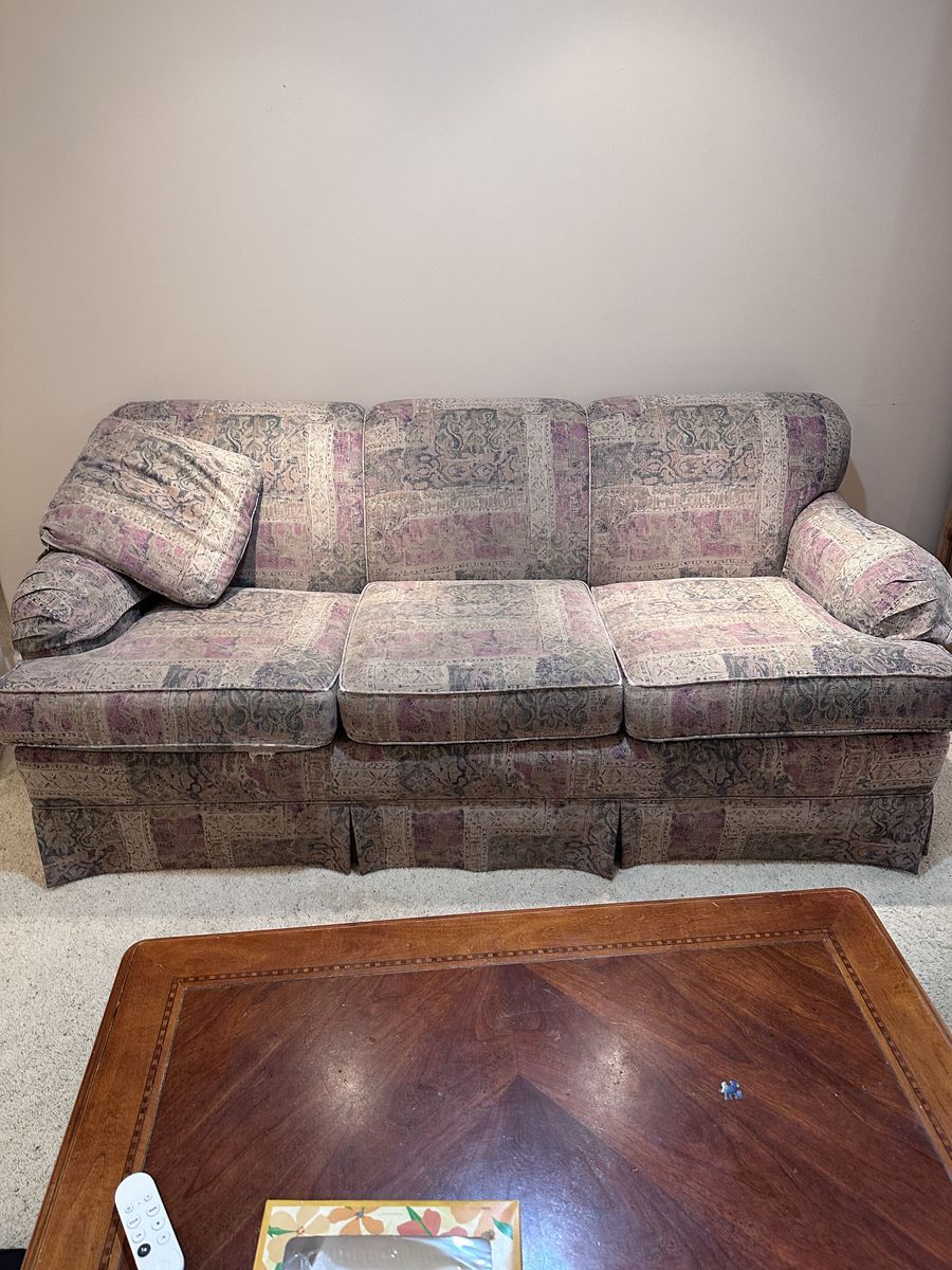 Free couch or sofa
