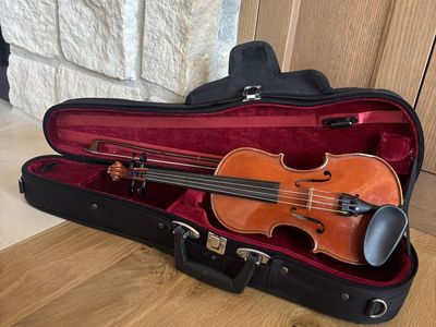1/8 size Paganini Violin