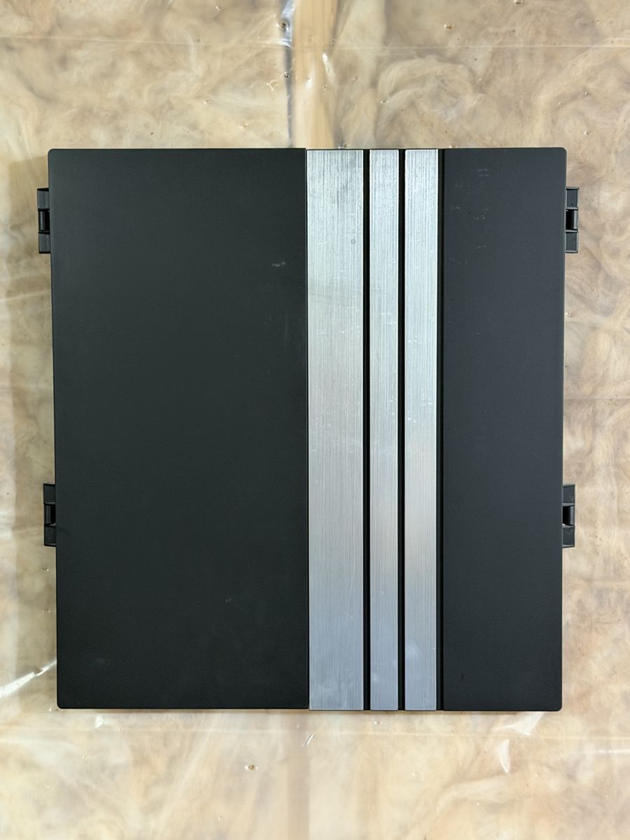 Main image 4