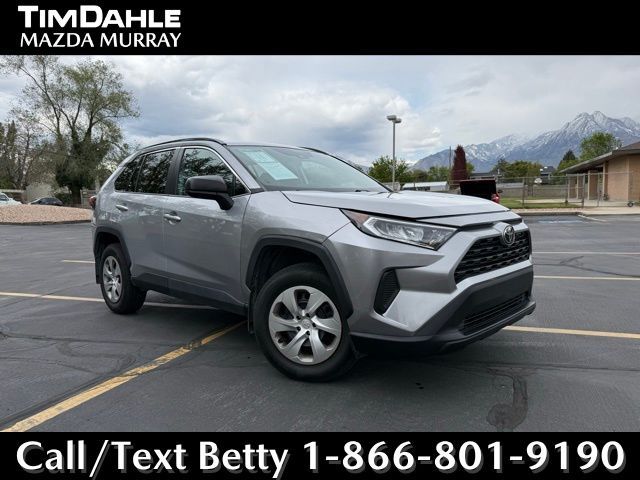2019 TOYOTA RAV4 LE