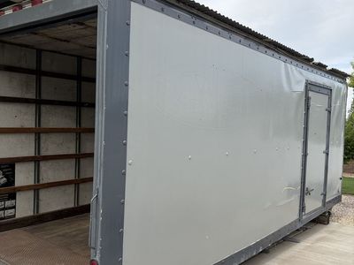 Storage pod