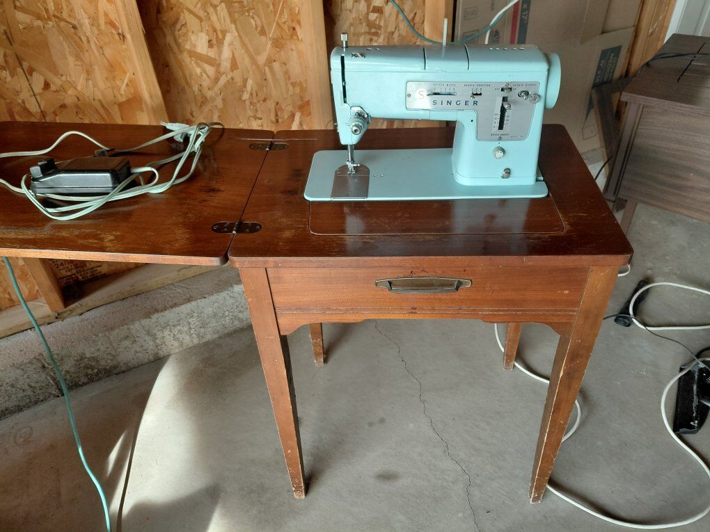 vintage singer model 380 sewing machine