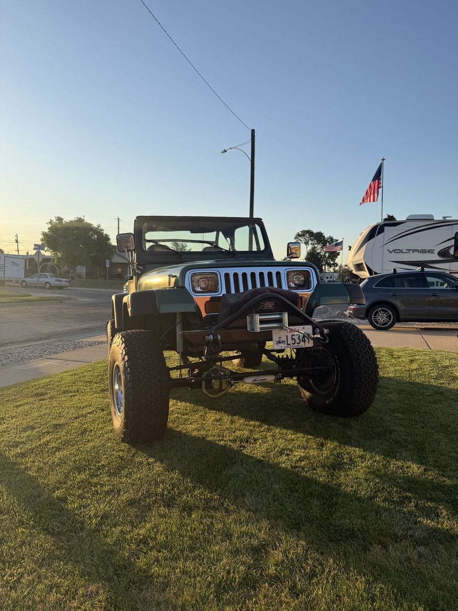 1988 Fully Restored Jeep Corvette  V8 Engine