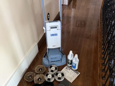 Electrolux floor pro shampooer/polisher works great condition.