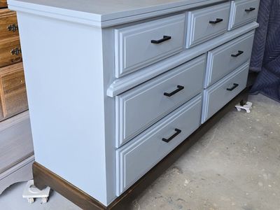 Cute Light Blue 7 Drawer Dresser