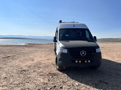 2022 Mercedes Sprinter Camper Van
