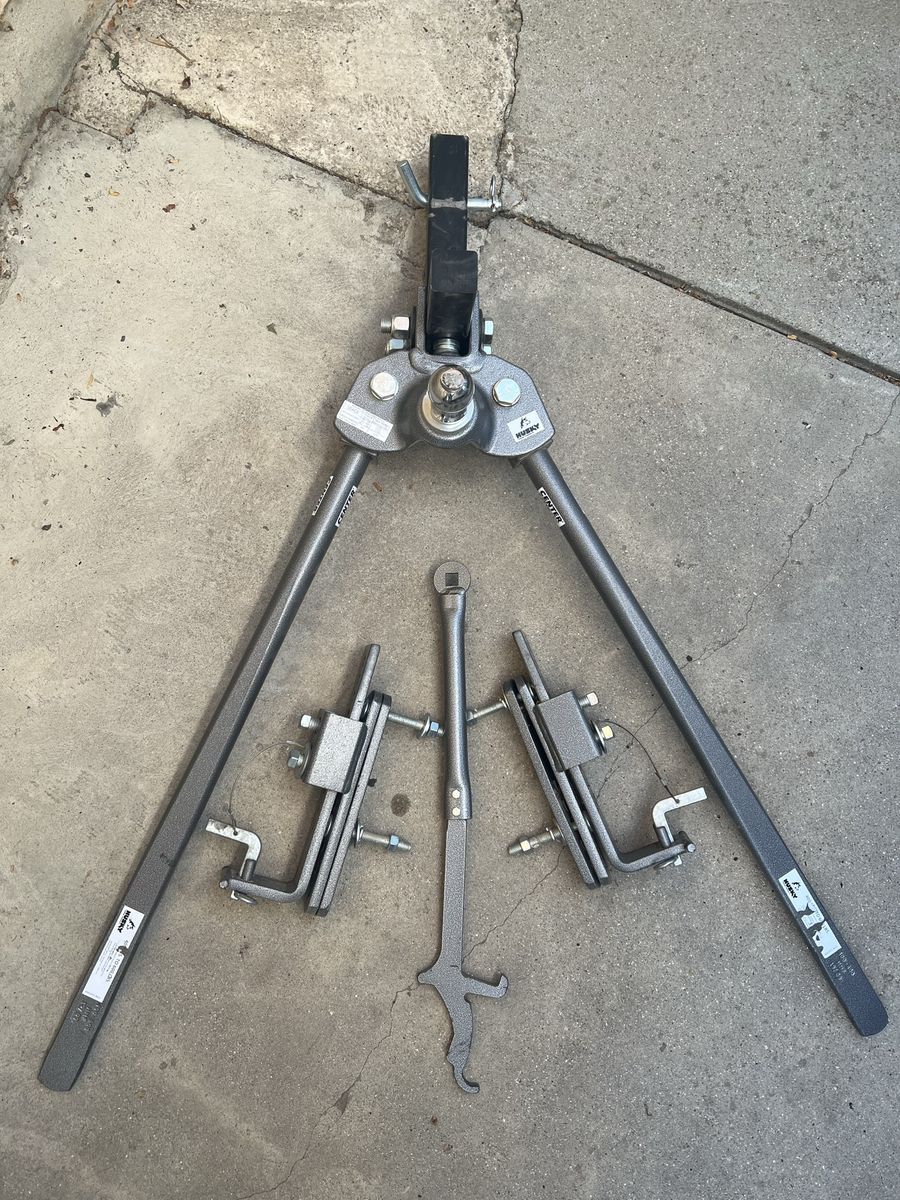 Husky Center Line TS equalizer hitch