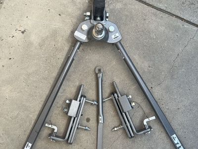 Husky Center Line TS equalizer hitch