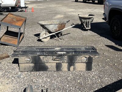 Used BWS Black Dimond Plate Cross Over Tool Box
