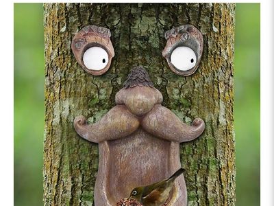 Juegoal 10" Bird Feeder Tree Face Decor Outdoor Fun Old Man Tree Sculpture Yard Art Garden Decoration