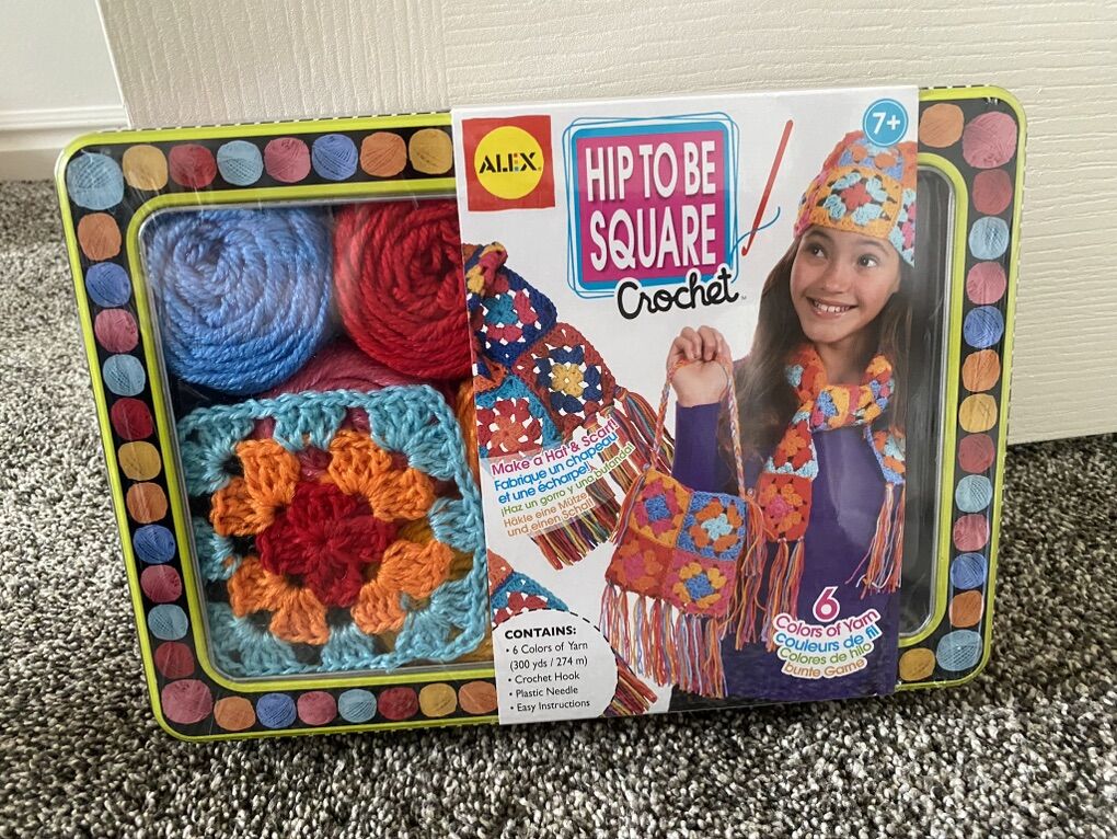 NEW! Alex Knit & Wear Kit