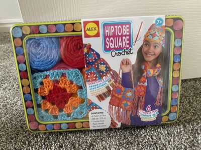 NEW! Alex Knit & Wear Kit