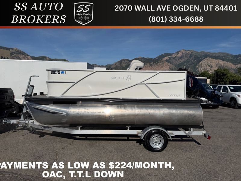 2023 Godfrey Mighty G 1476