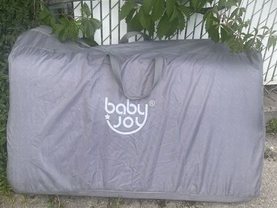 Baby Joy Portable Playard Playpen in Grey with Carry Bag - Excellent Condition