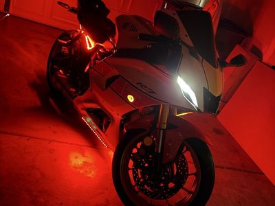 2022 YZF-R7