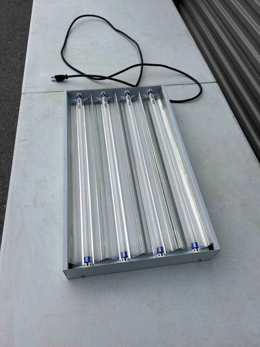 AgroBright T5 UV Grow Light