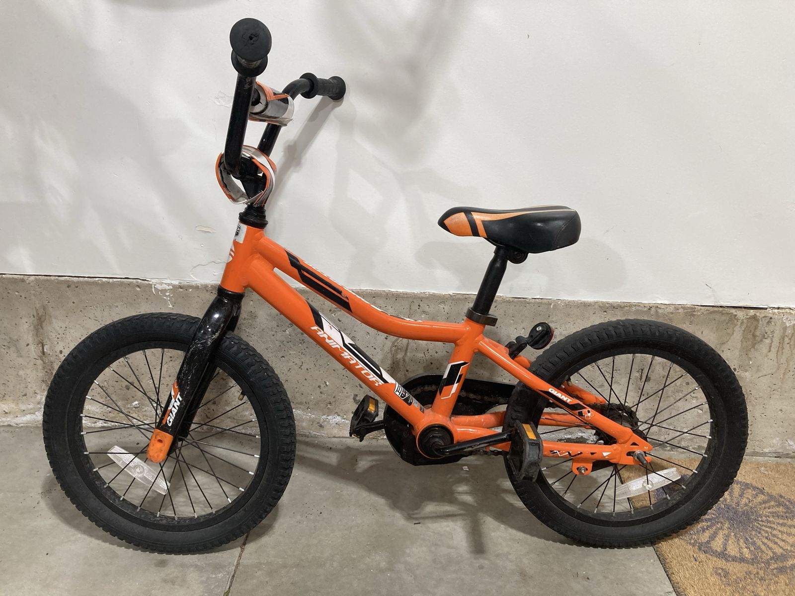 Giant Animator Kids Bike Orange and Black Used Good Condition