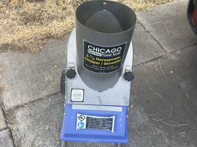 CHICAGO Electric Power Tools 2.5 HP Chipper Shredder for Tree Limbs up to 1-1/4" Diameter
