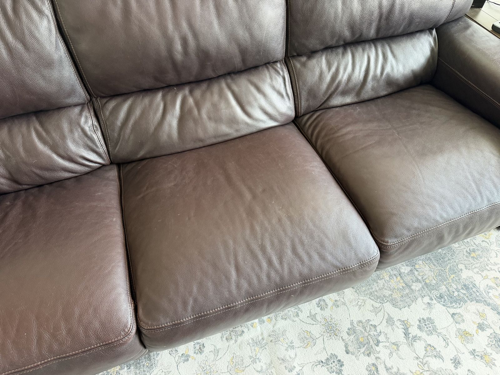 Main image 5