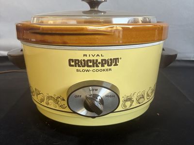 Vintage Rival Crock-Pot Slow Cooker Harvest Yellow Stone Insert & Lid