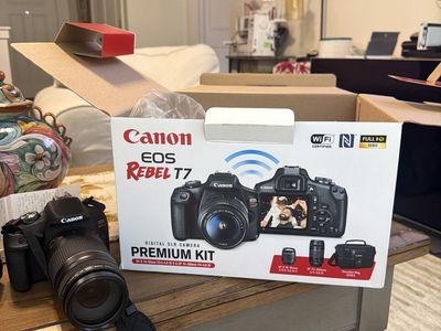 Canon EOS Rebel T7 premium KIT