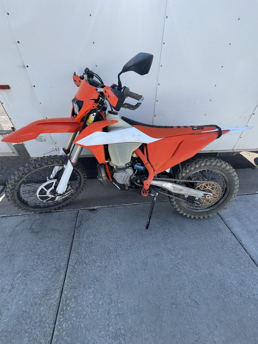 2022 ktm 300 
