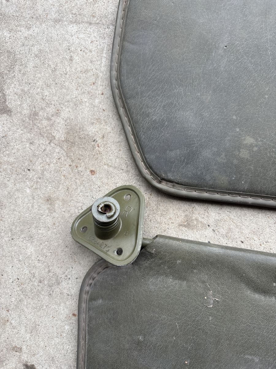 1967-1970? interior sun visors