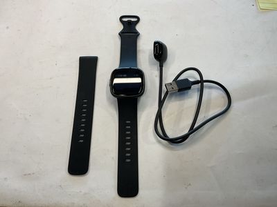Fitbit Watch-Versa 4 E75013402