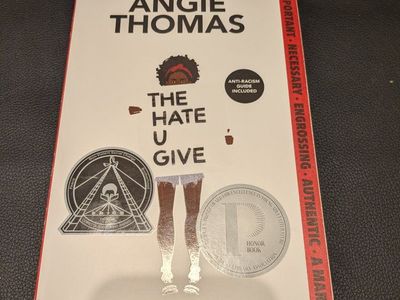 The Hate U Give by Angie Thomas - #1 New York Times Bestseller, Anti-Racism Guide Included