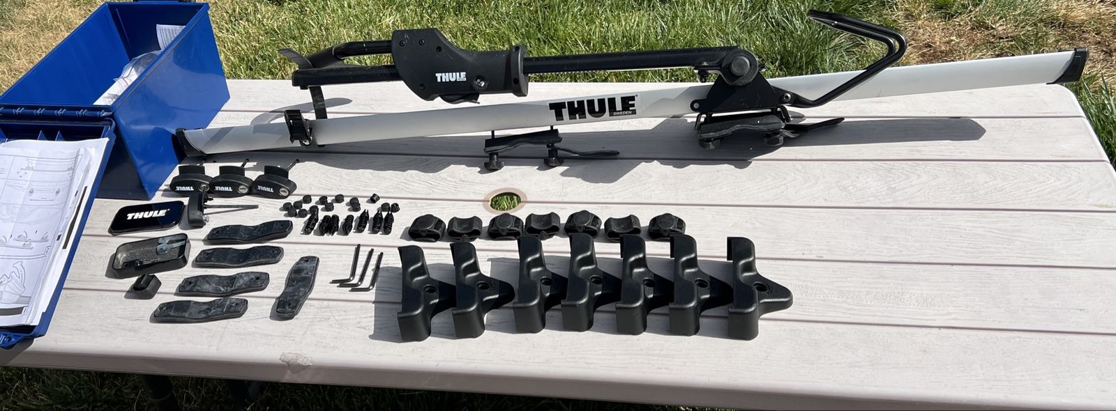 Thule 594XT Sidearm rooftop bike rack