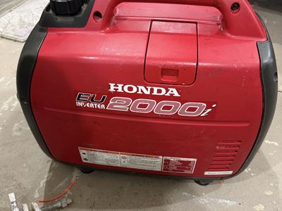 Honda EU2000i Inverter Portable Generator - Compact, Reliable Power