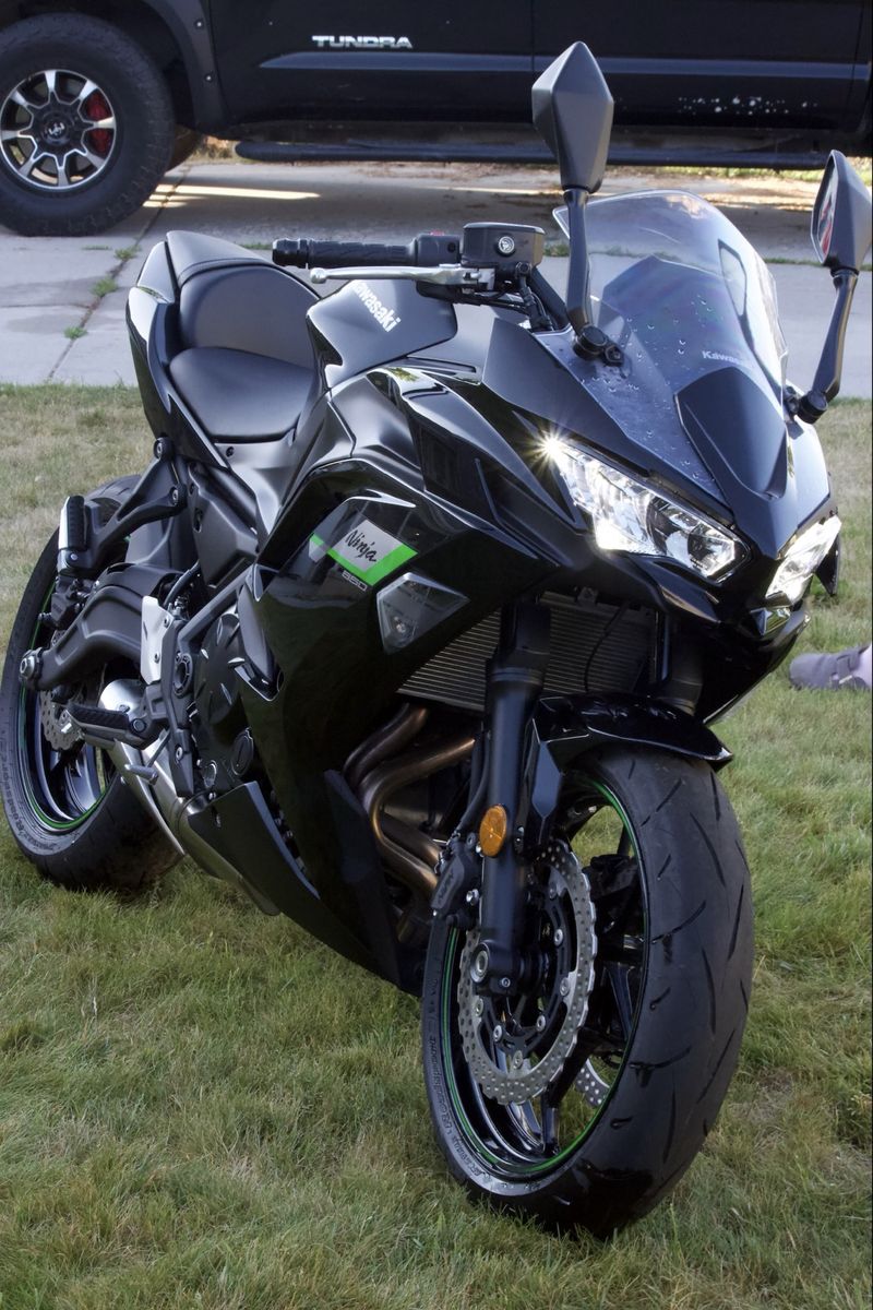 2025 KAWASAKI NINJA 650