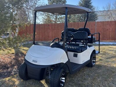 2020 EZGO RXV ELITE 48v LITHIUM GOLF CART
