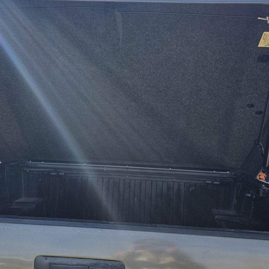 Toyota tonneau cover