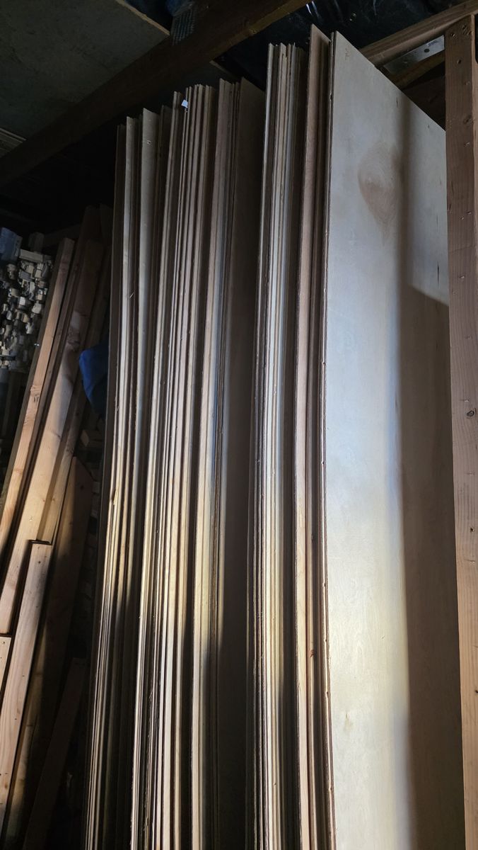 1/4" Plywood Sheets 4x8 - 125 Sheets Bundle