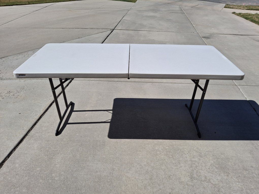 6' Folding Table