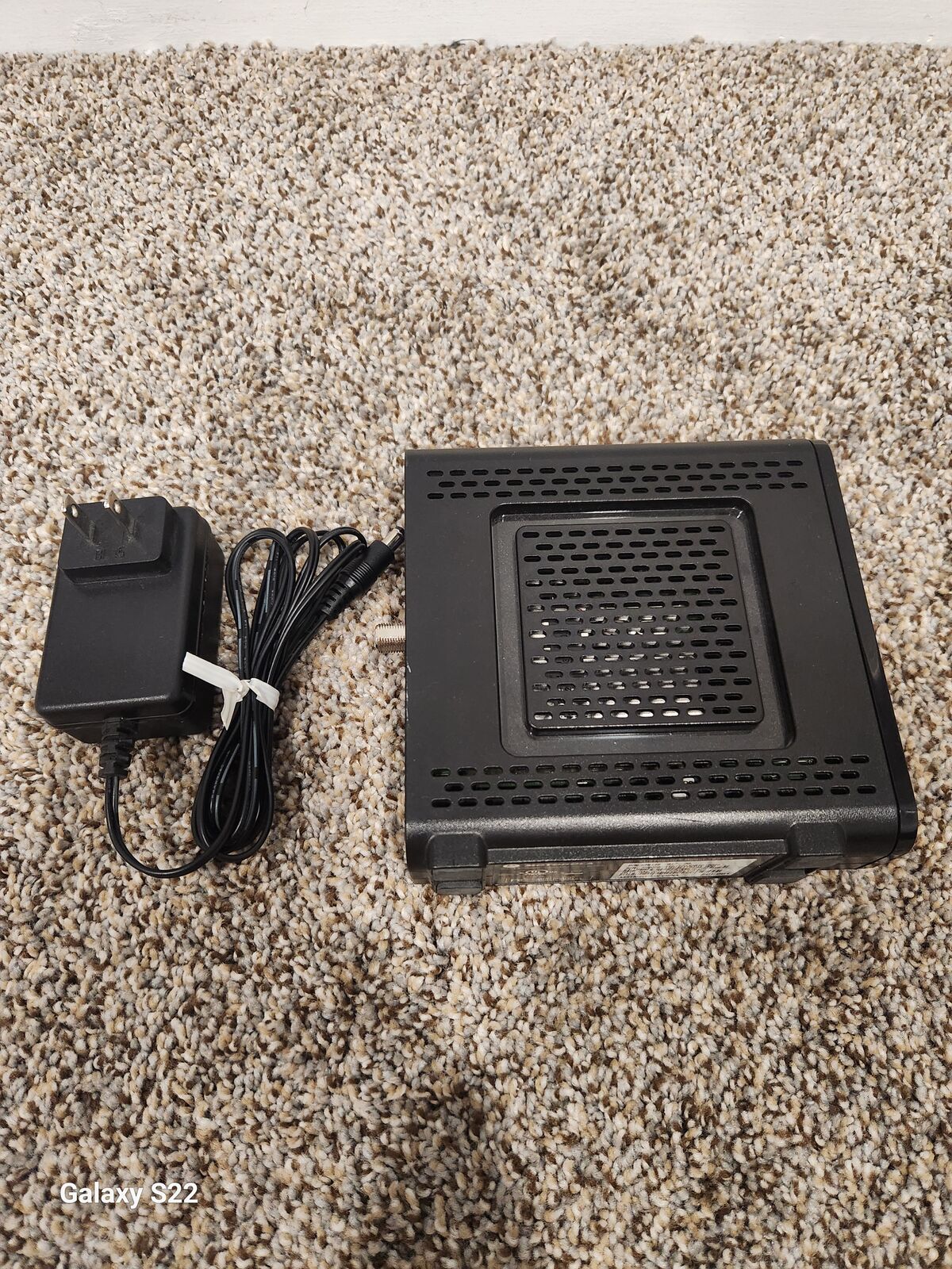 Motorola SURFboard SB6121 cable modem