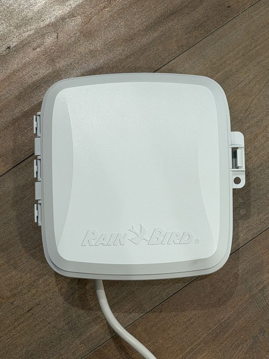 Rain Bird ARC8 WiFi Smart Controller Irrigation Timer with Manual