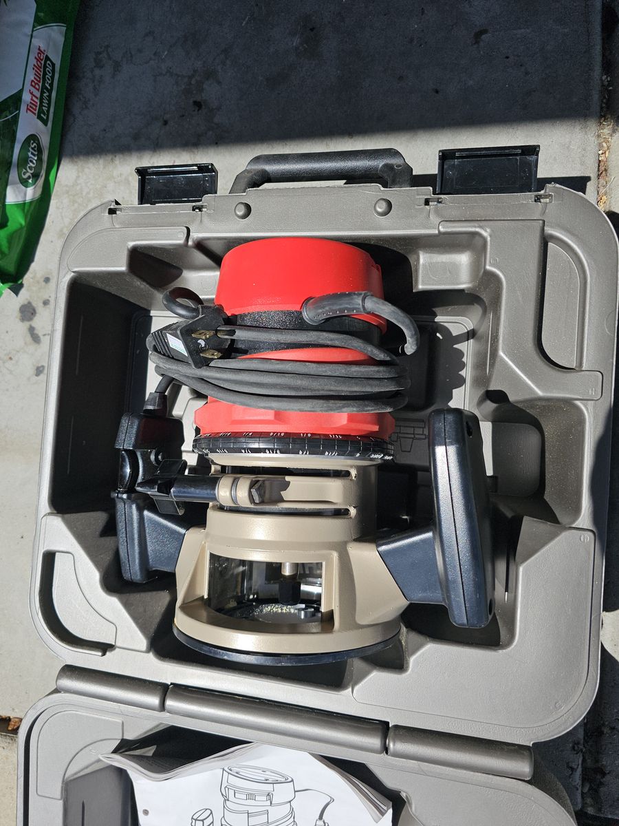 Craftsman Router