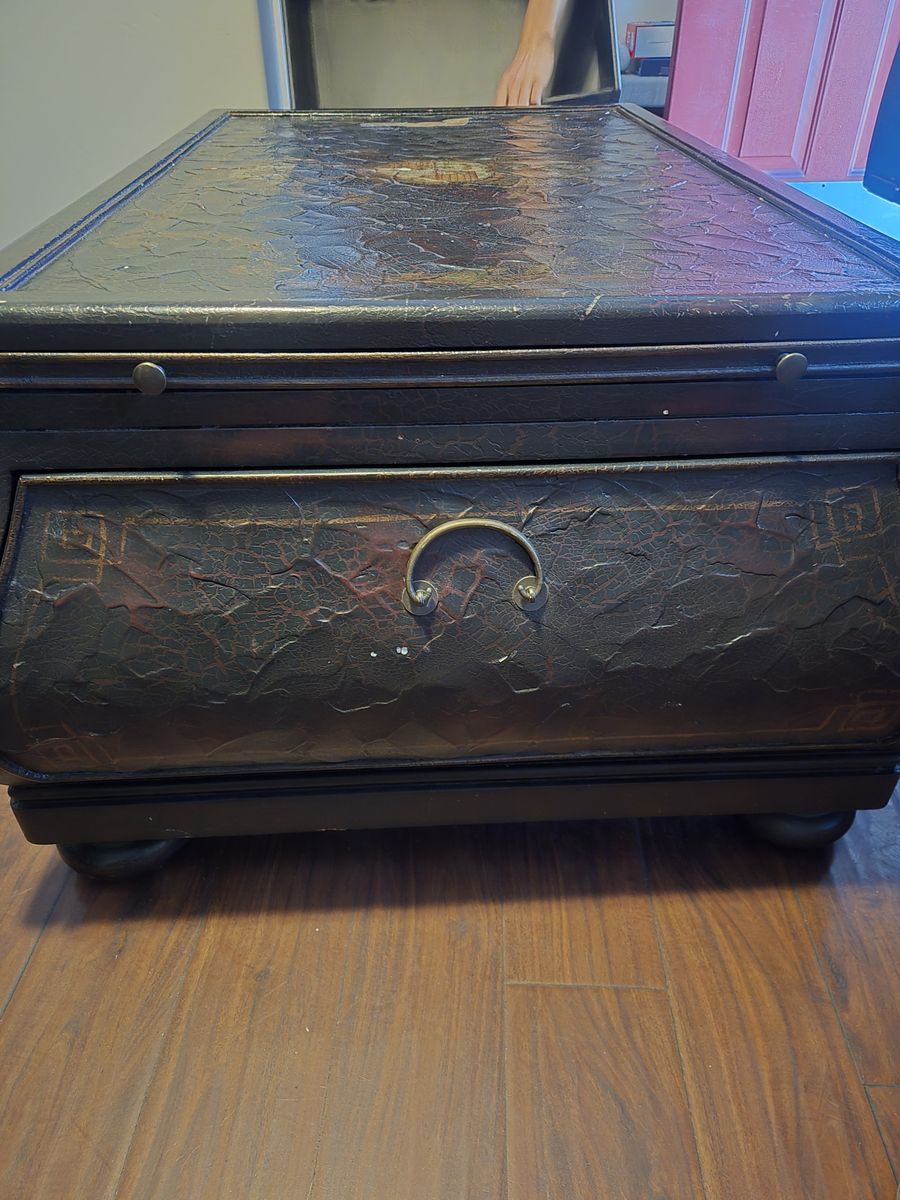 Main image 5