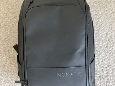 NOMATIC Travel Pack 20L