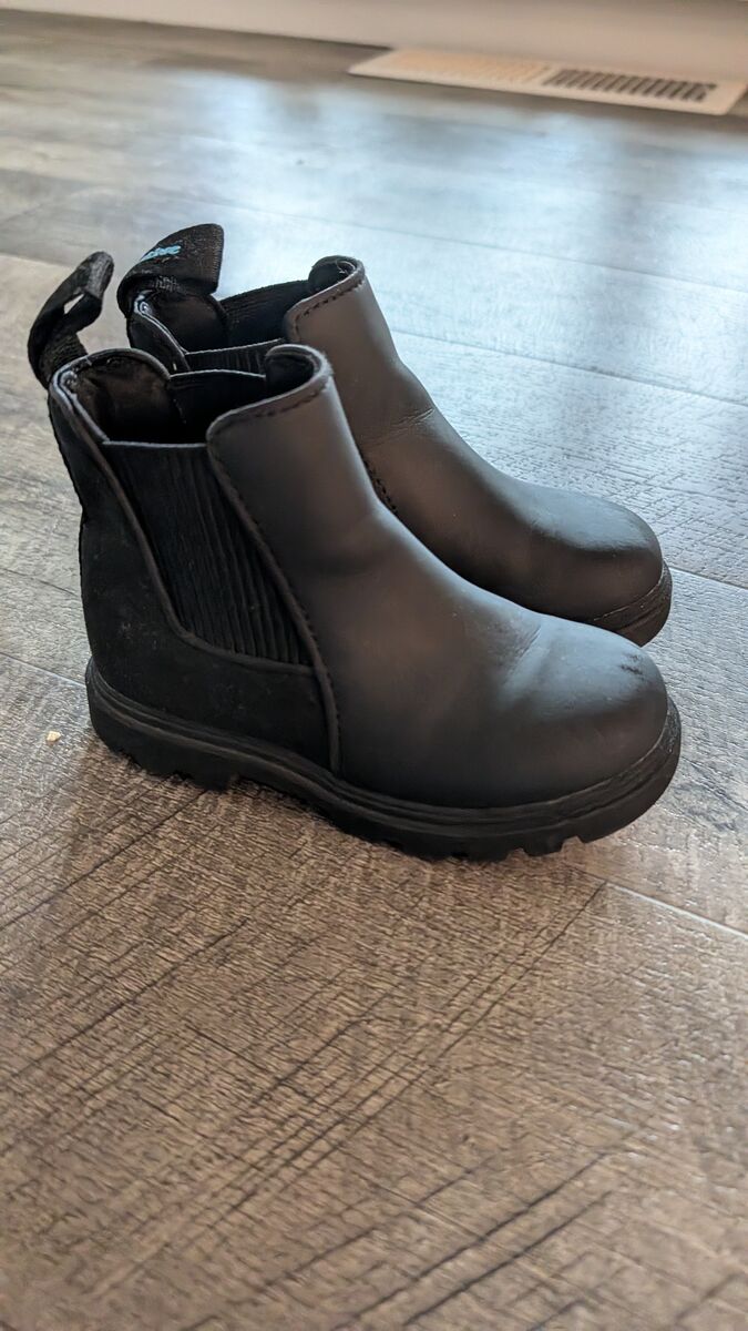 Size C8 NATIVE Kensington Chelsea Child Black Boots