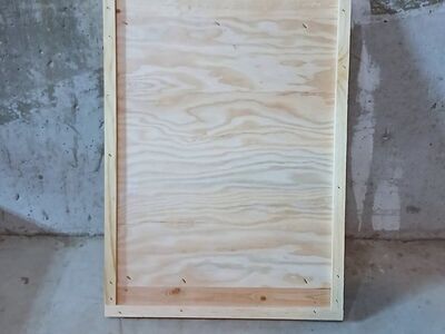 Bee Hive Solid Bottom Board, Never Used