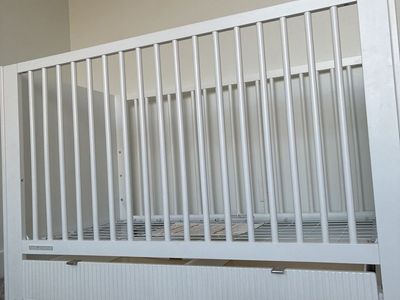 White Wood Baby Crib - Standard Size, Adjustable Mattress Height