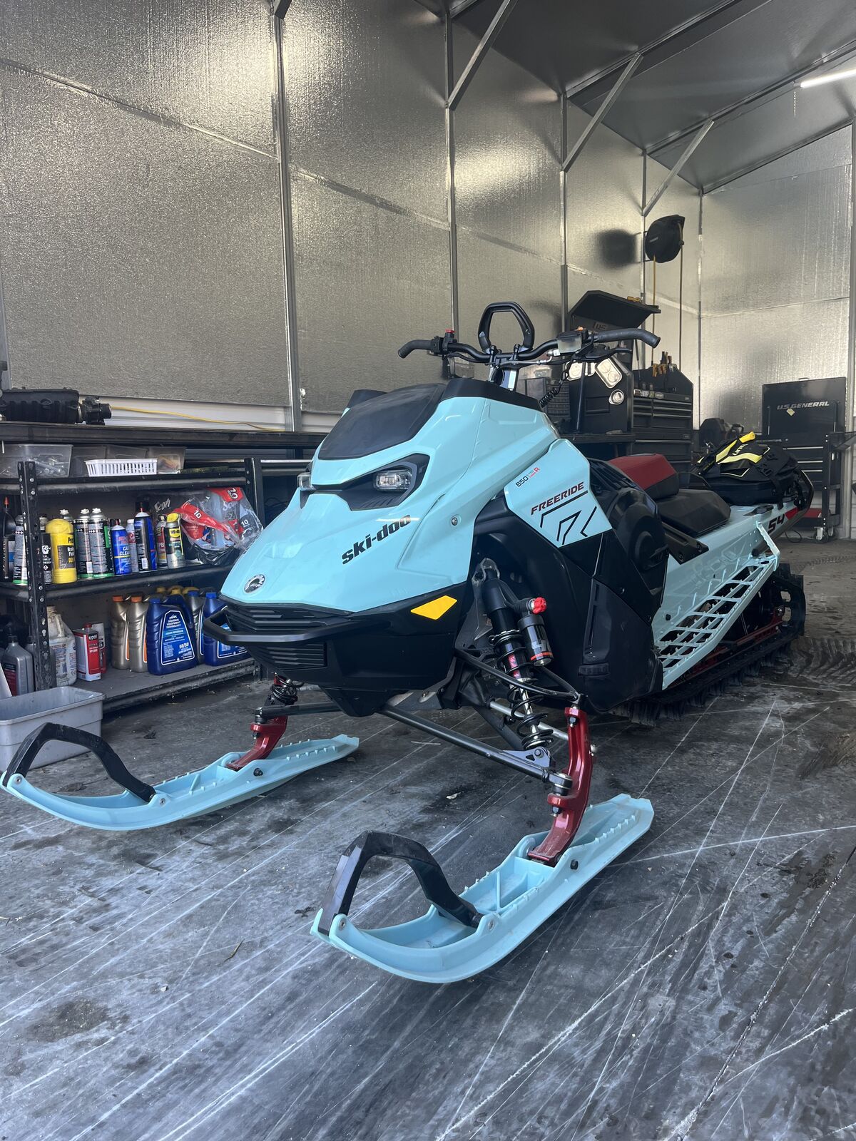 Ski Doo Rentals - Snow machines for rent