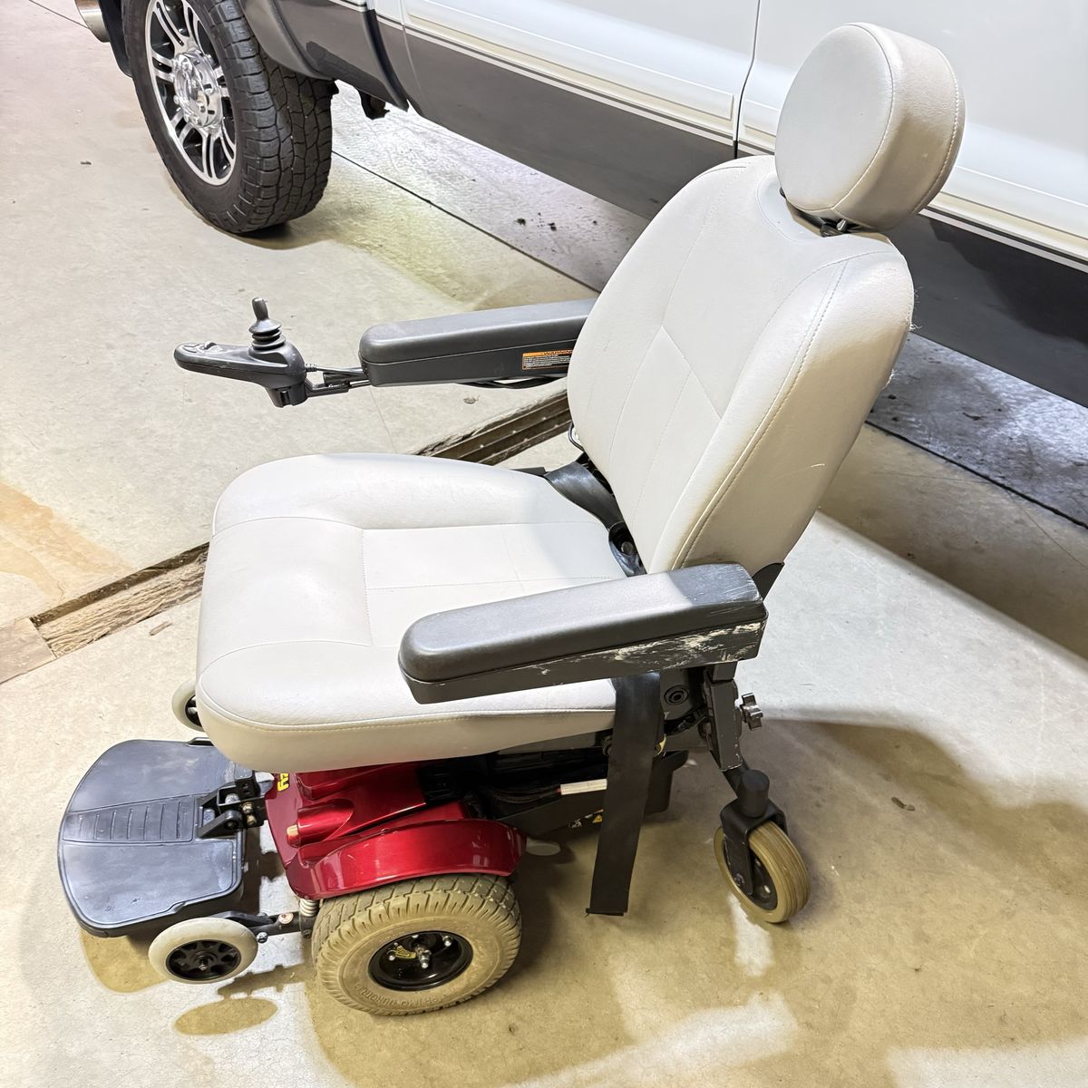 Jazzy wheel chair