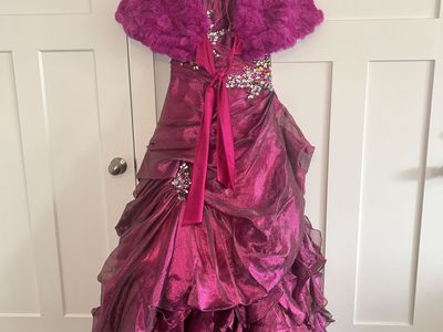 MAGENTA FORMAL DRESS