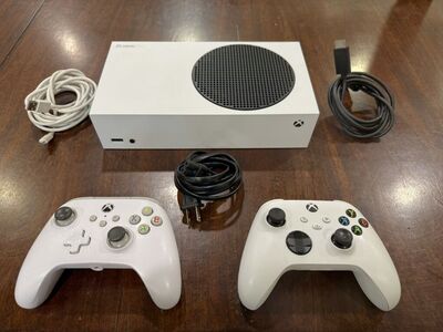 Xbox Series S 2 Controllers