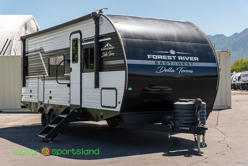 2026 Forest River East To West 221ML Booth Dinette