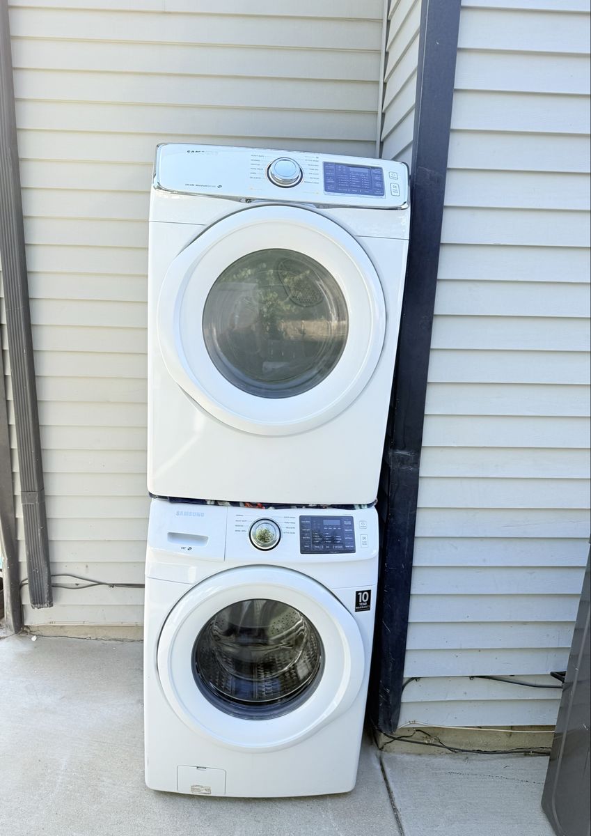 Samsung Front Load Washer and Dryer Set White